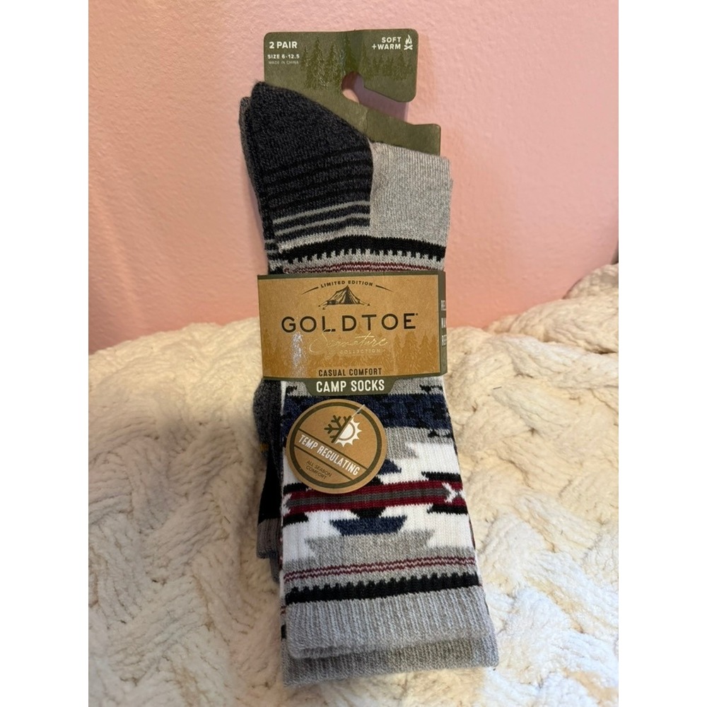 Goldtoe Signature 2 Pair Camp Socks Mens Size 6-12.5 Southwest Grey Navy